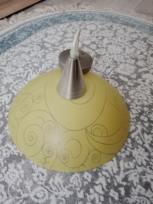 Продам люстру за 2500тг