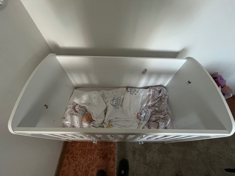 Бебешка кошара 120/80 с Матрак и люлеещ механизъм