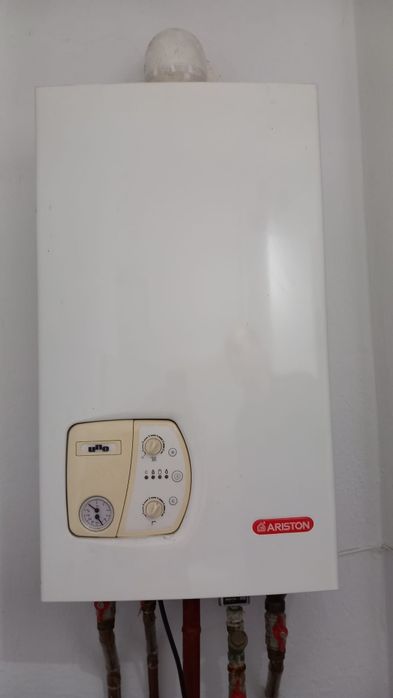 Centrala termica Ariston