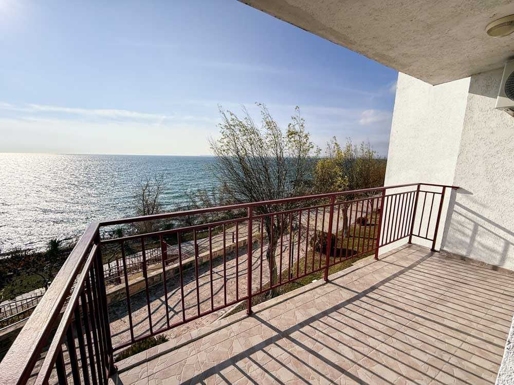 Продава се Тристаен апартамент в Свети Влас - 99 кв.м за 1213 €/кв.м - Снимка #3