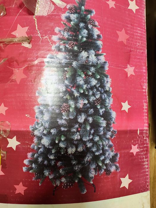 Продам Ёлку искусственную
