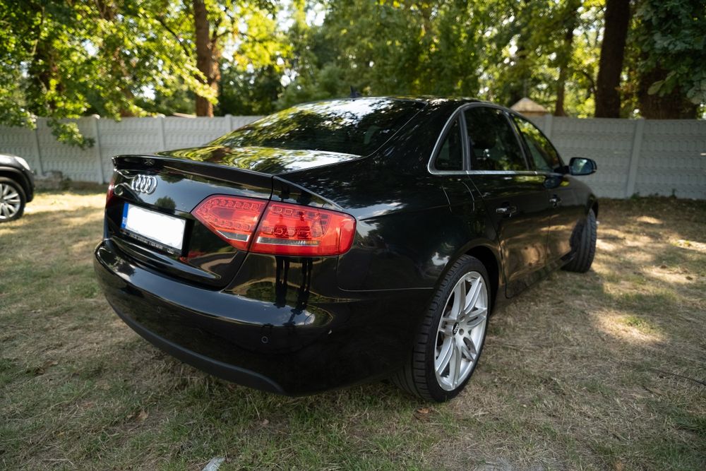 Vand Audi A4 B8 2.0 TDI 2010