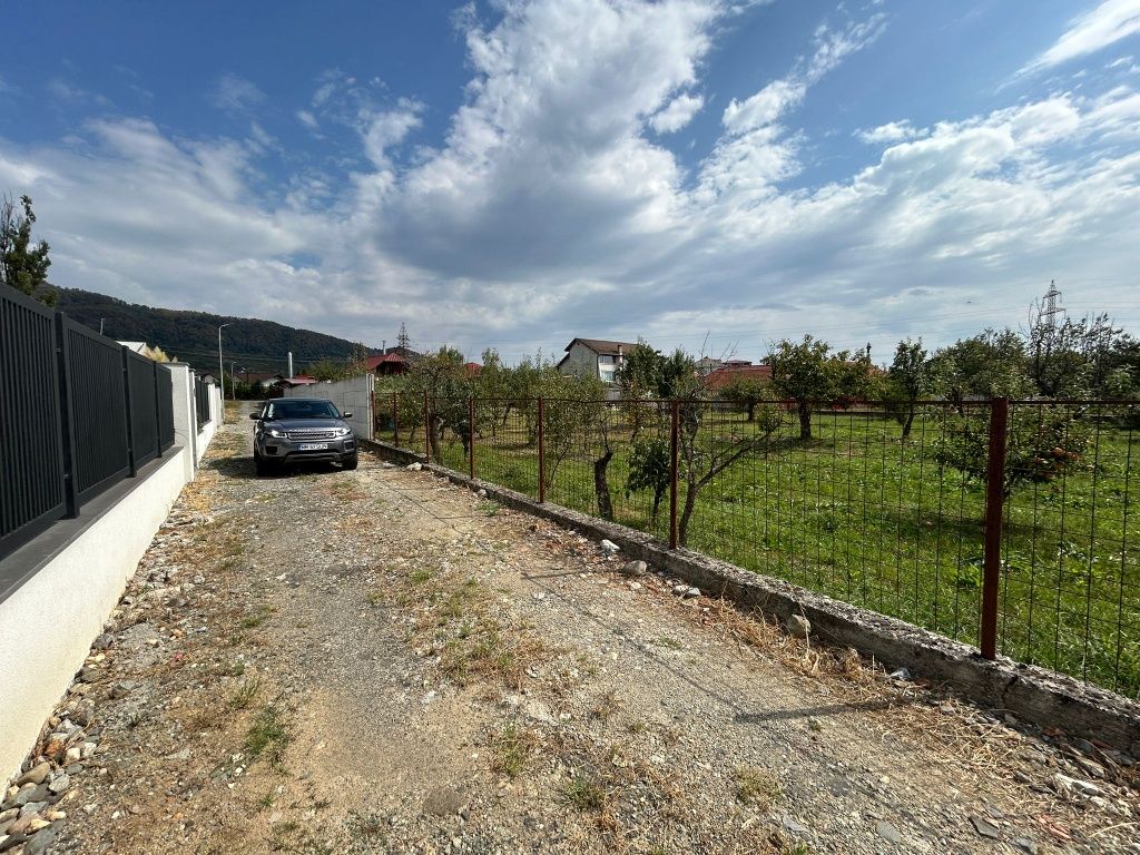 Vand teren intravilan Victoriei 81 in suprafata de 891 mp