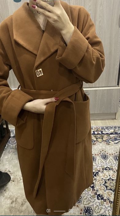 Продаю пальто, в отличном  состоянии)