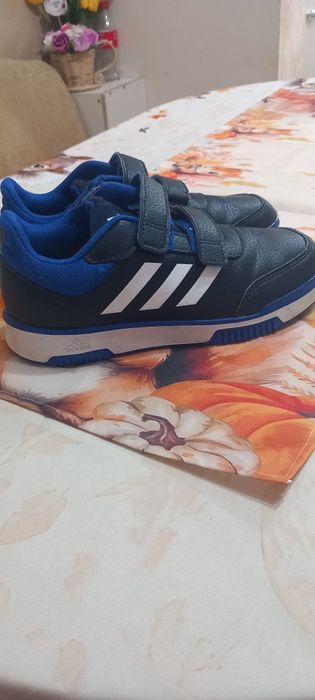 Маратонки Adidas