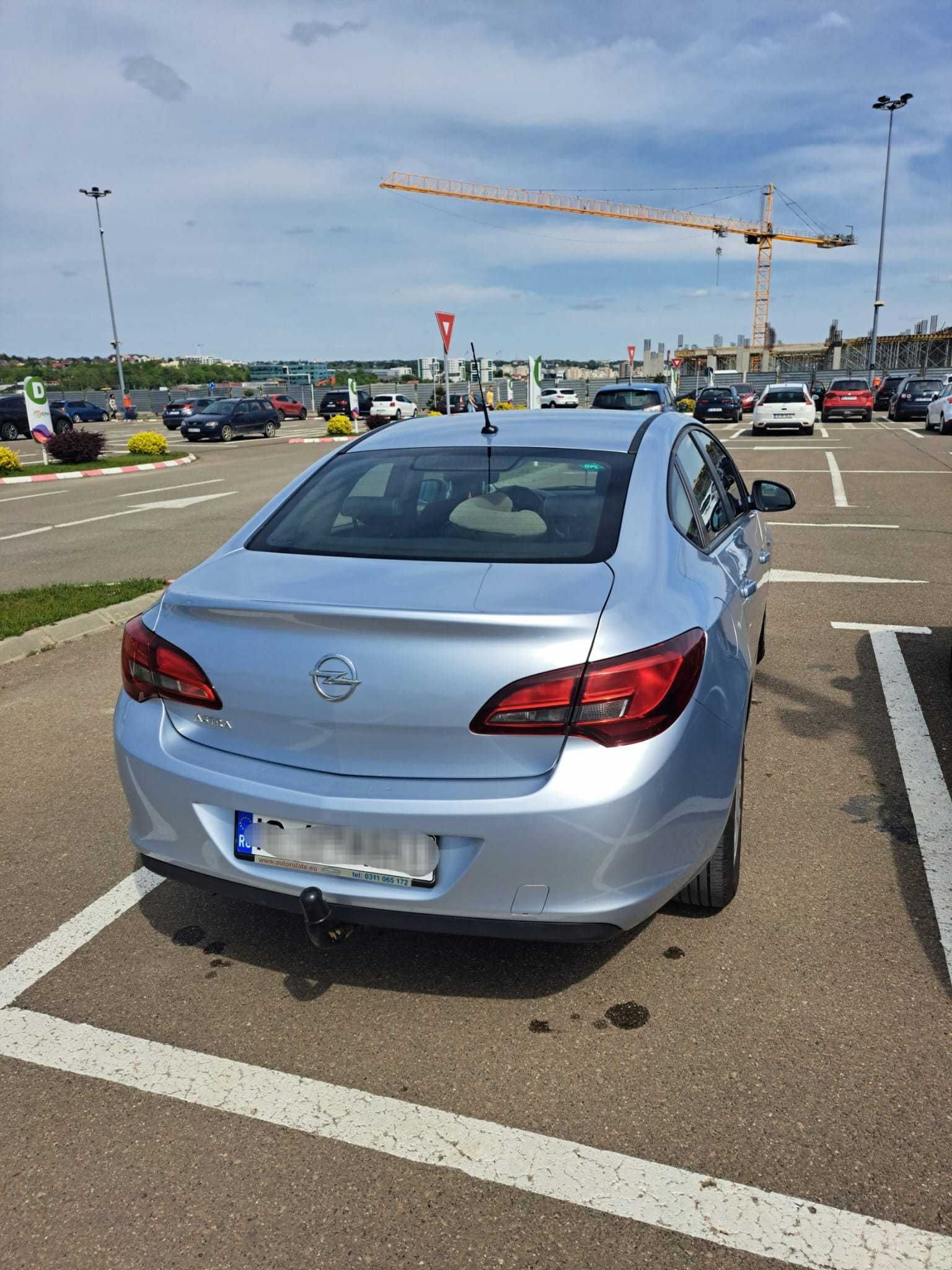 Opel Astra J Automat Benzina+Gaz
