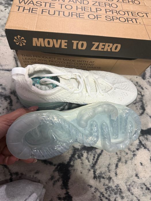 Нови маратонки Nike