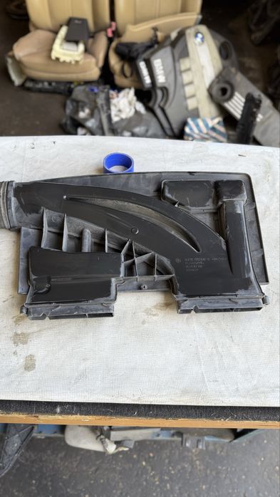 Въздуховод за БМВ 3 Серия Е90 Е91