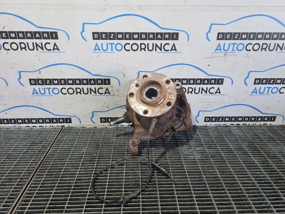 Fuzeta dreapta fata BMW X3 F25 2.0 D 2010 - 2014 Manuala 6 Trepte N47D20C (1044) Diesel ...