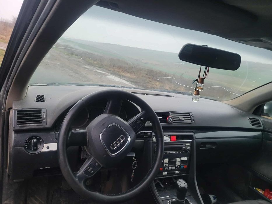 Vând Audi a4 b6 in stare buna