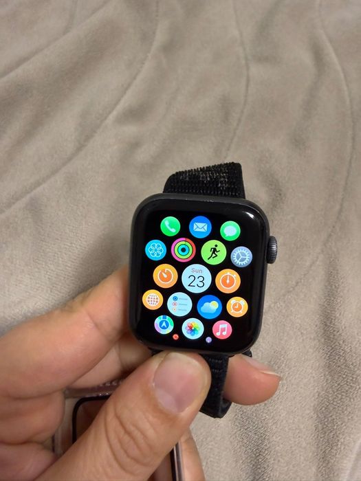 Apple Watch 4   44 mm