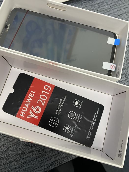 Продается телефон Хуавей Y6