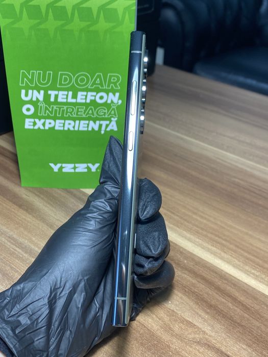 Samsung Galaxy S23  Ultra / Garanție 24 luni / 256 Gb / Ca nou