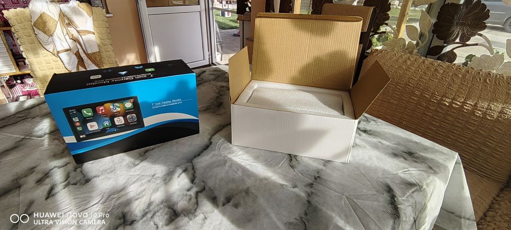 7 inch Carplay Monitor : BT/FM/TF/CARPLAY/ANDROID AUTO