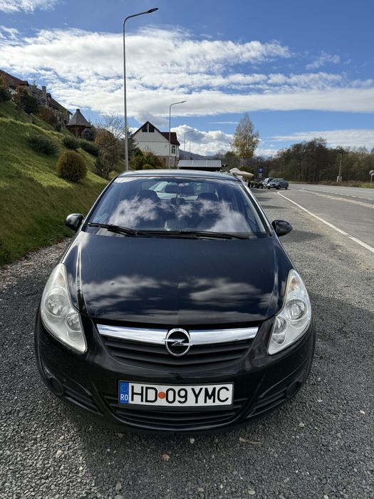 Opel Corsa D 1.2 Benzină - 2009