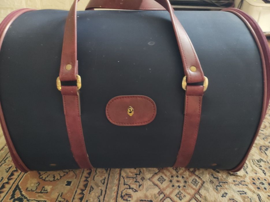 Geanta transport  câini/pisici gama VIP