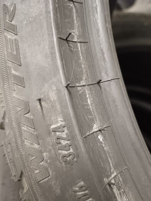 225 40 19 pirelli rft