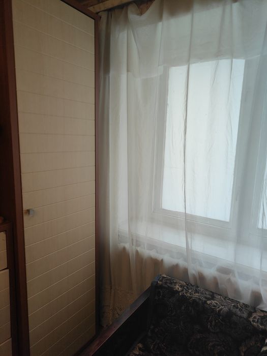 Продам углавой диван и два кресла