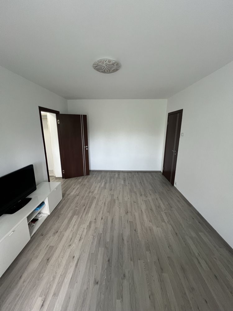 Vand apartament 2 camere Drumul Taberei