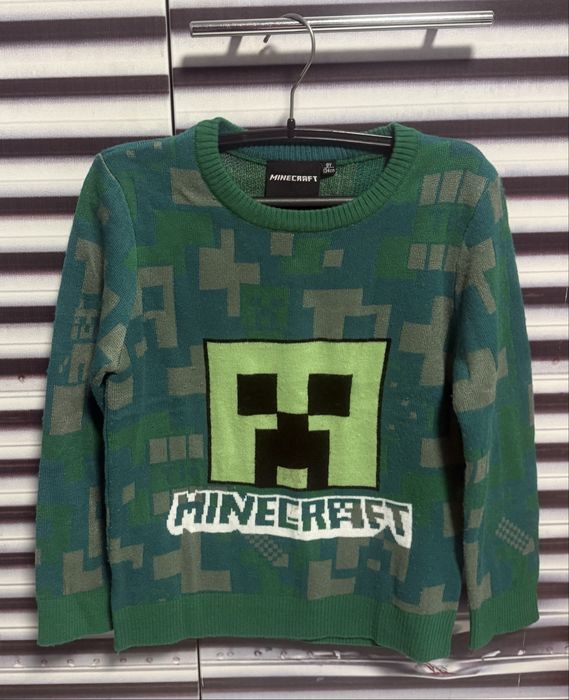 Детски пуловер “Mainkraft” 134/9г. и ватирано худи