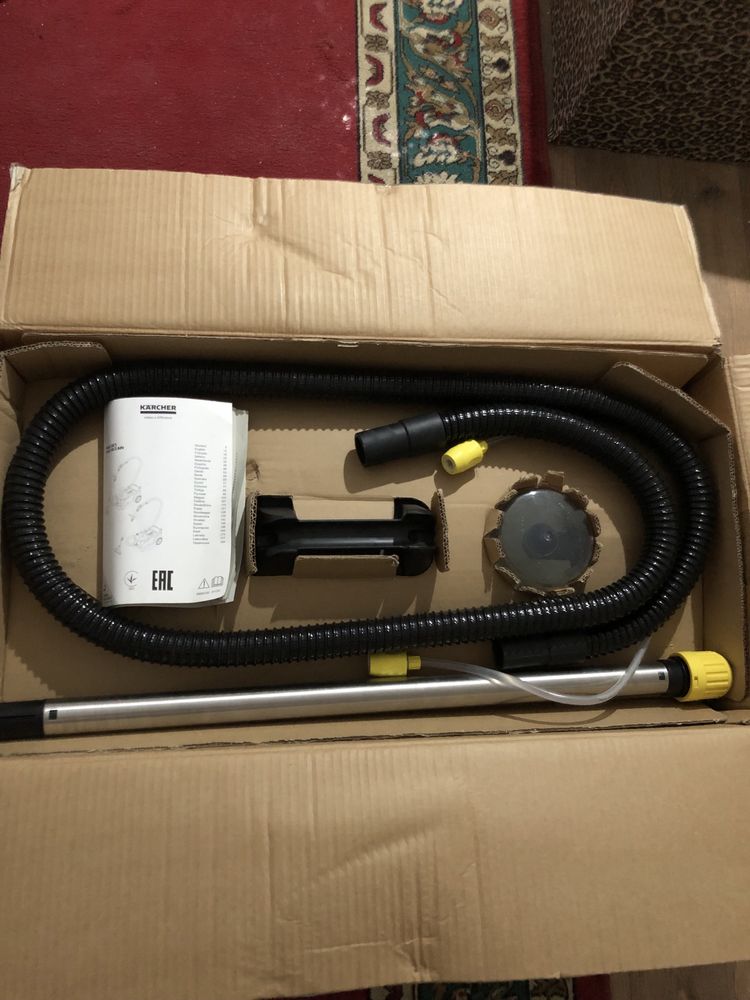 KARCHER Professional Puzzi 10/1