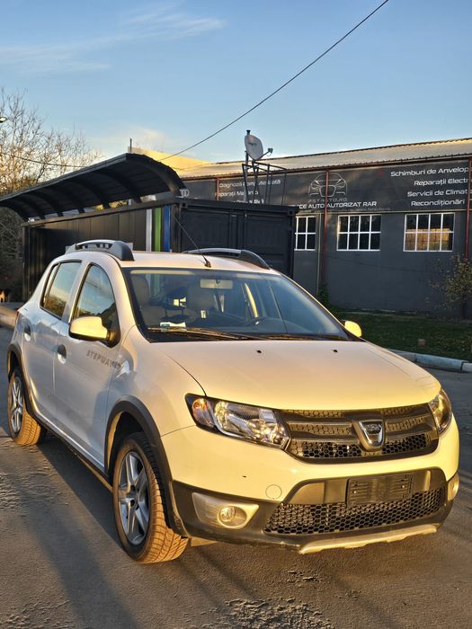 Dacia Sandero Stepway 0.9 TCe 2014 – 122.000 km – Neînmatriculată