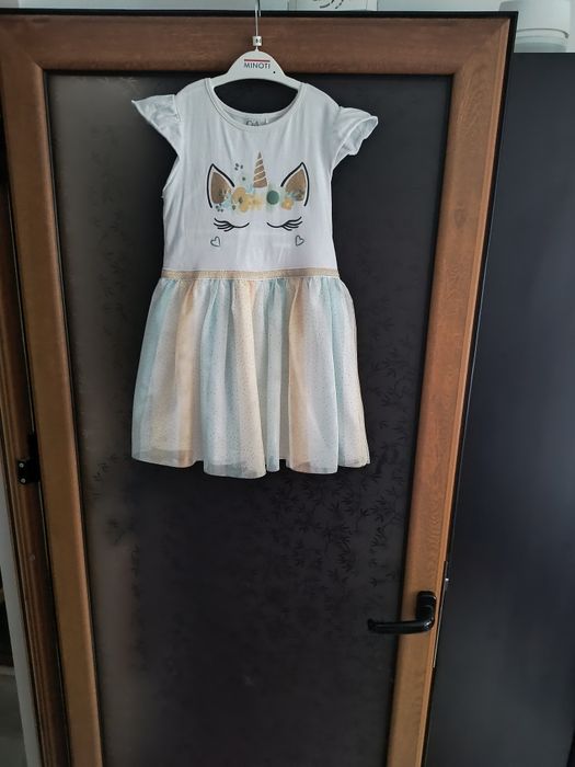 Rochiță pentru fetițe