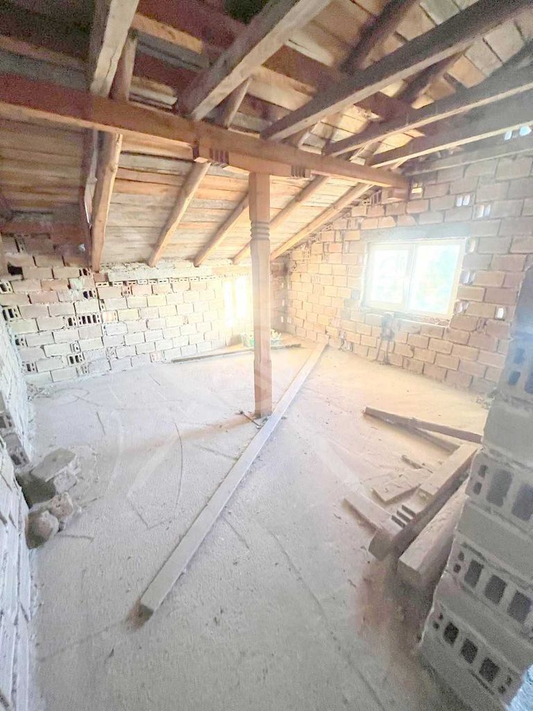 Продава се Къща в Костинброд - 349 кв.м за 373 €/кв.м - Снимка #15