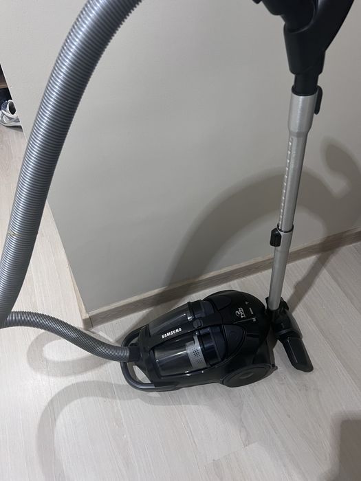 Пылесос Samsung VCC8874H35/XEV