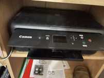 Продавам Принтер Canon
