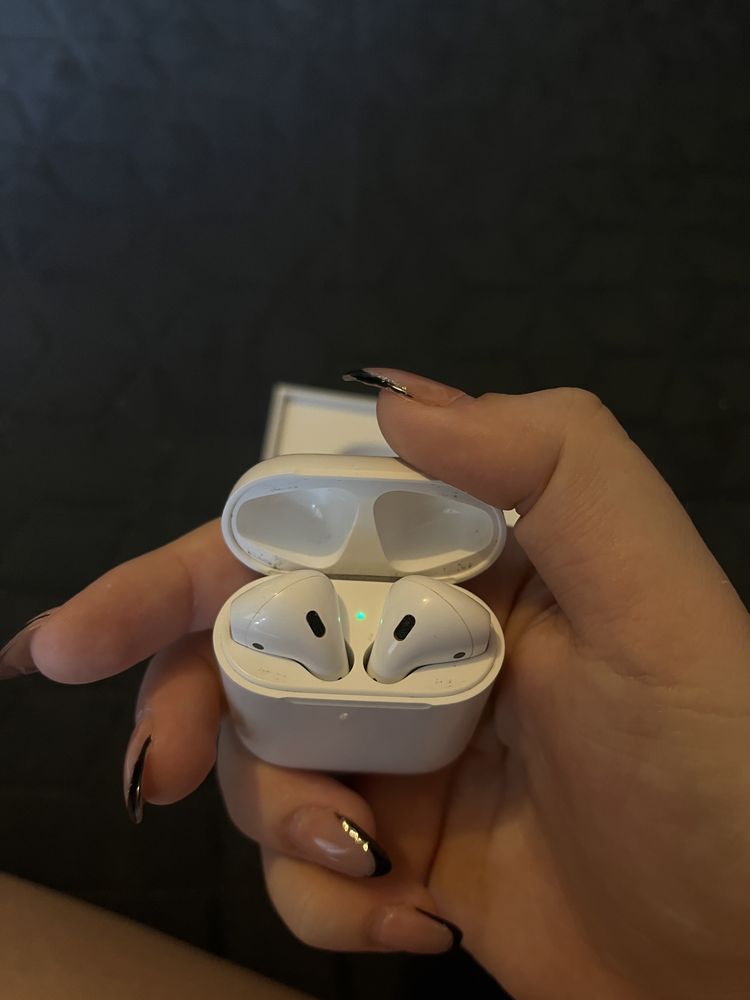 Airpods 2 поколение