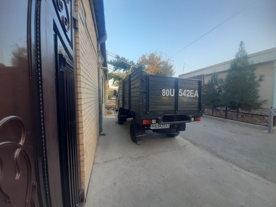 Uaz bortavoy  sotiladi.