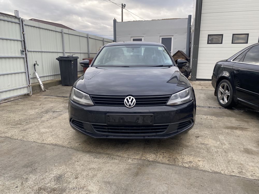 Oglinda stanga dreapta Vw jetta 2012