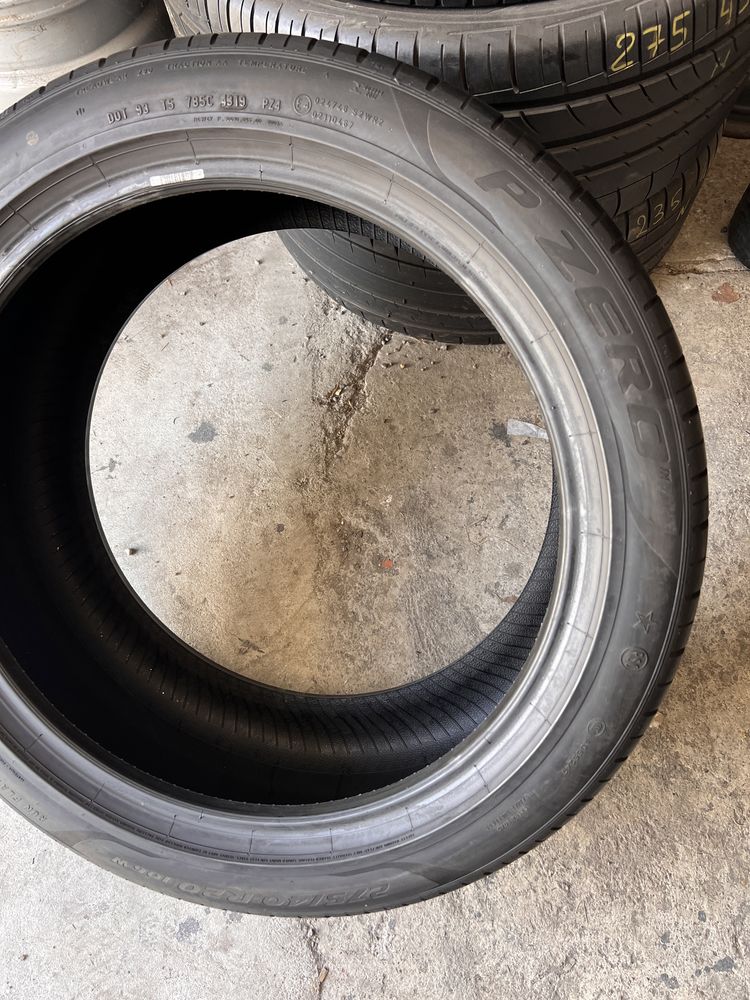 2 anvelope vara 275/40/20 , Pirelli , RunFlat !