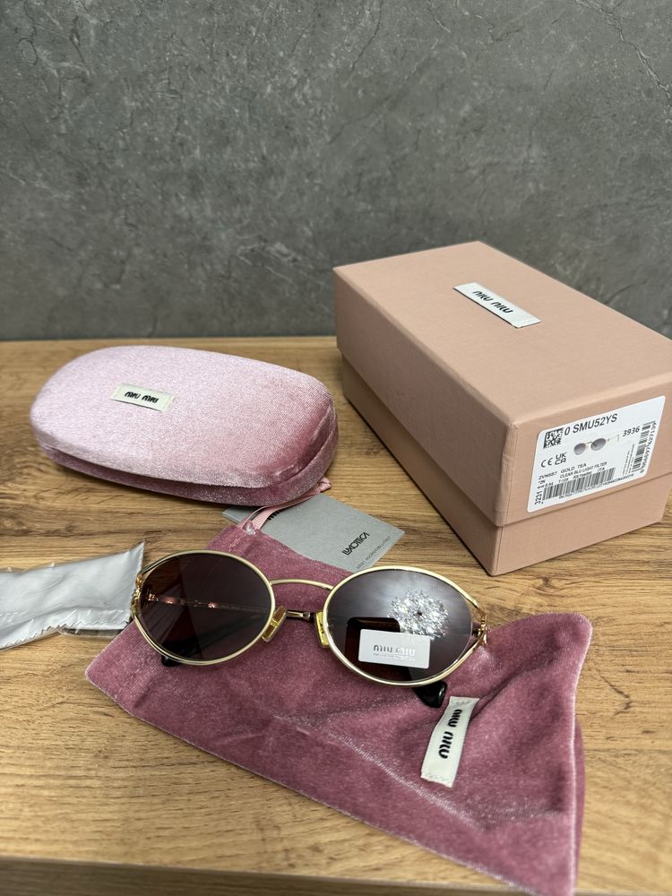 Очки Miu Miu 2025