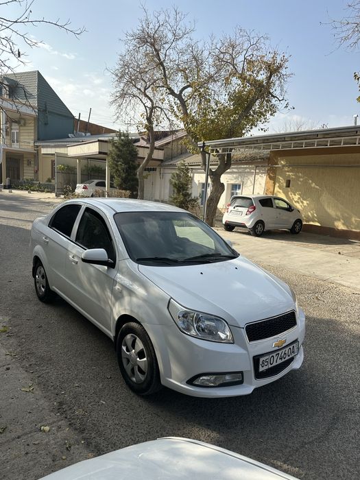 2 pozitsa metan bor tezda sotiladi urilgan joyi yo’q toza kraska