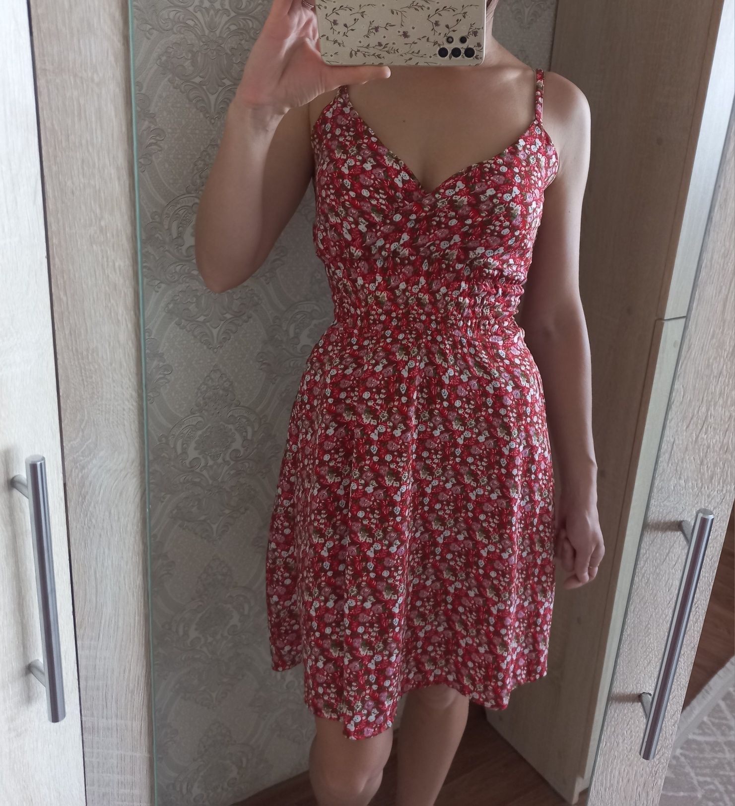 Женские платья, 42р