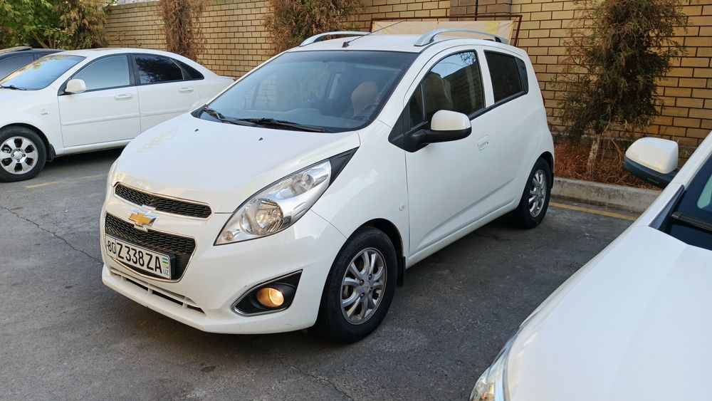 SPARK AVTOMAT 
Probeg 33 700
Kraska 1 qarich chap eshikda bor ichiga o