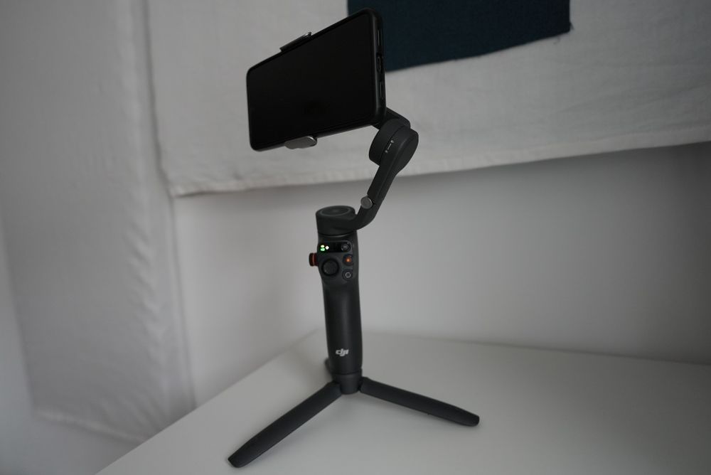 Stabilizator Dji Osmo Mobile 6 Slate Gri DJI OM6 - Ca NOU