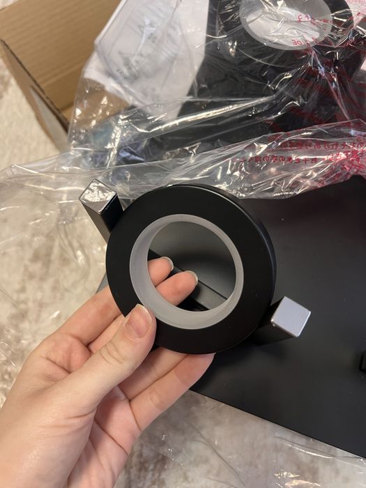 Lustra cu 4 leduri mobile