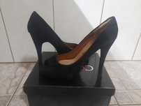 Pantofi negri, cu platforma