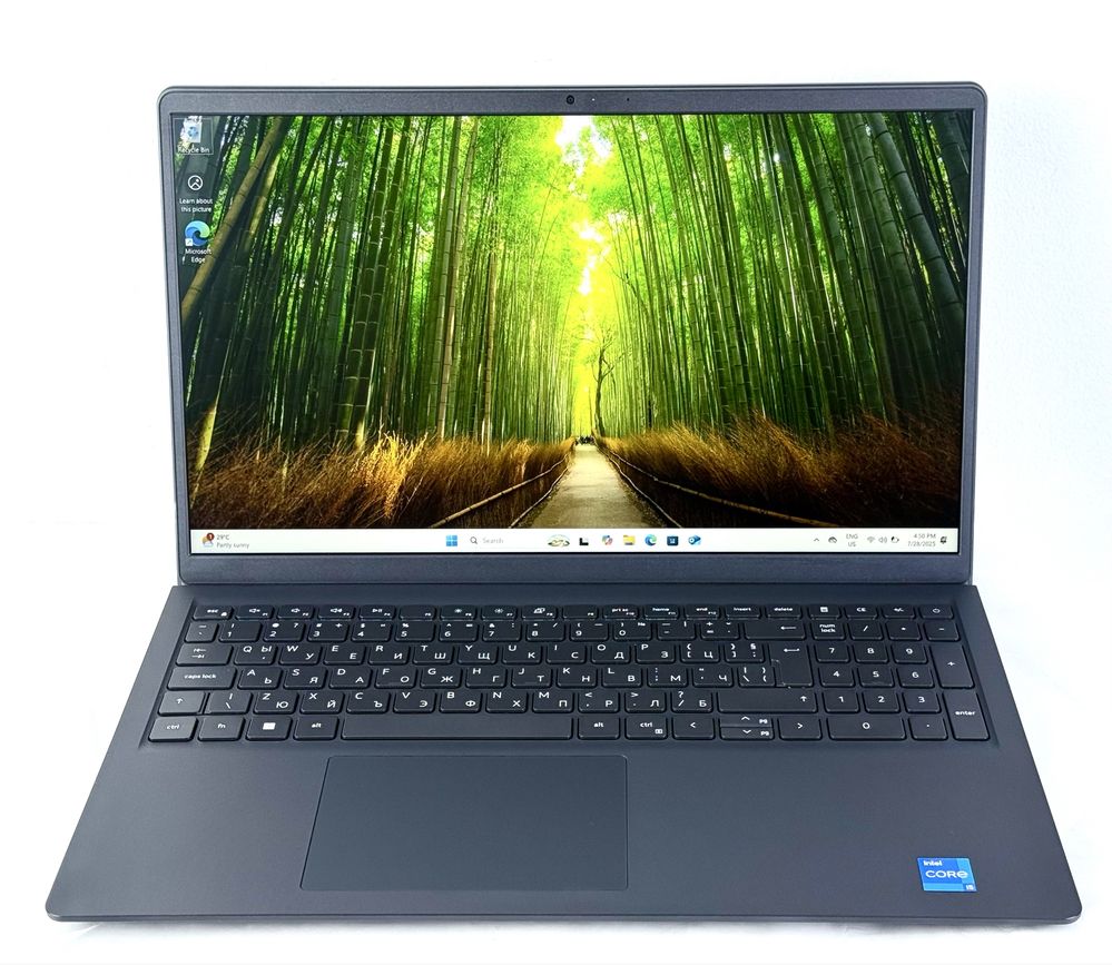 Лаптоп Dell Vostro 3530 i5-1334U 16RAM 512SSD Перфектен! Гаранция!