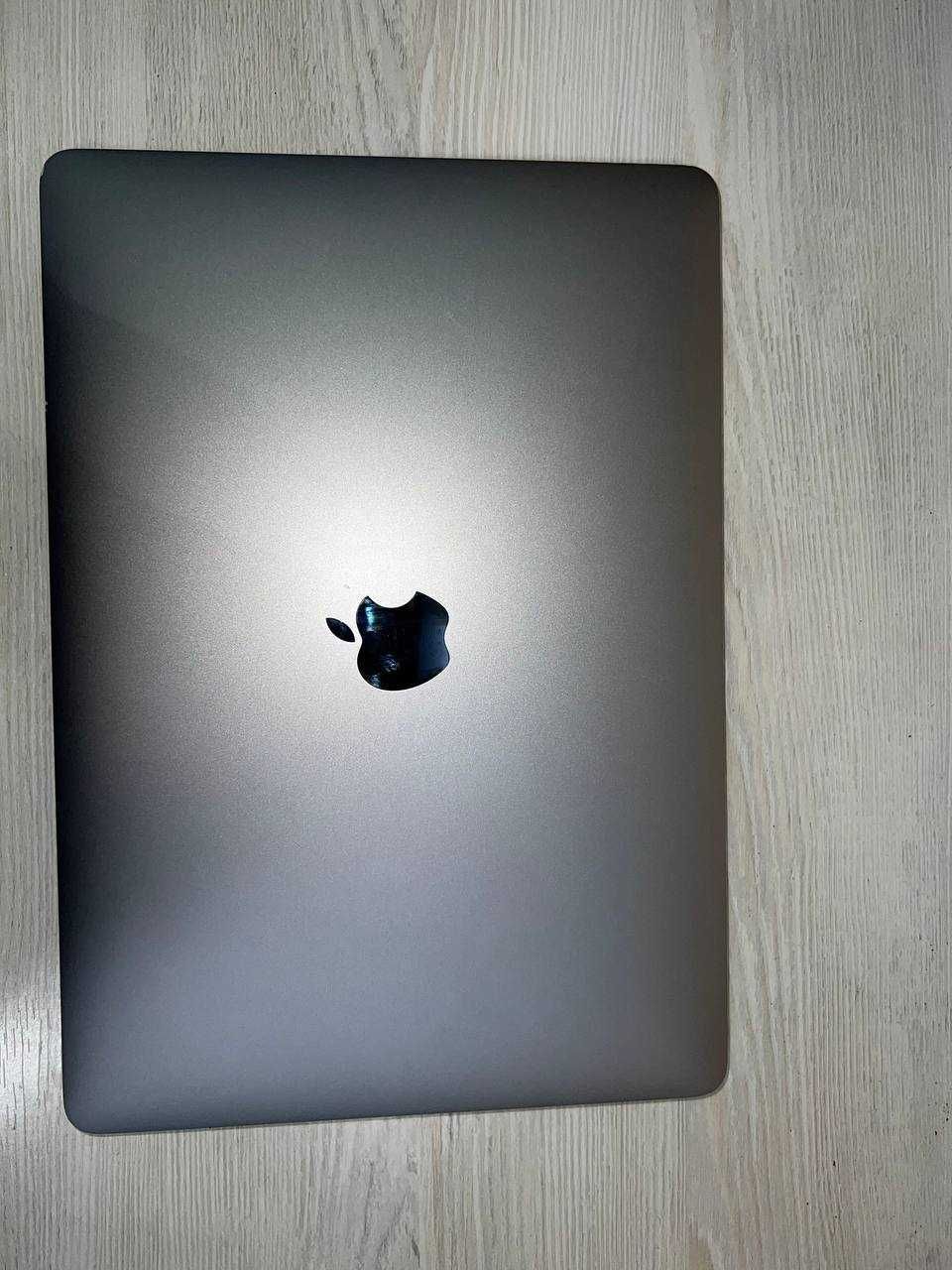 MacBook Pro 2020 8gb America