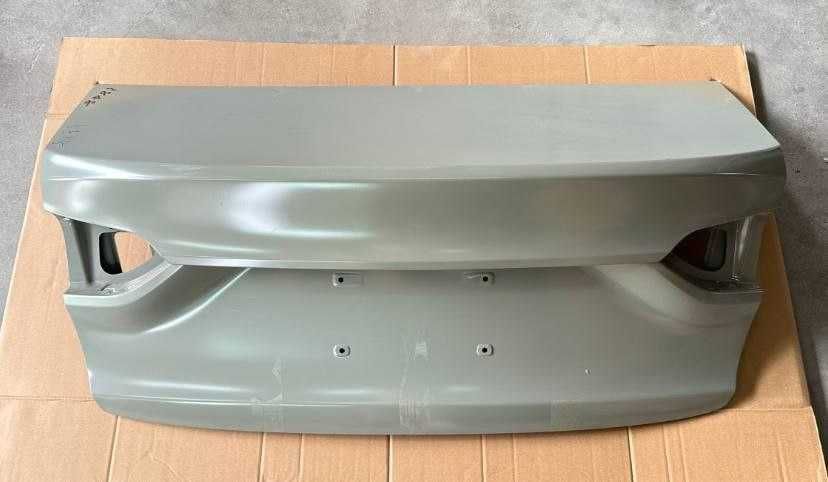 Крышка багажника Chevrolet Monza — 330$ (оригинал)