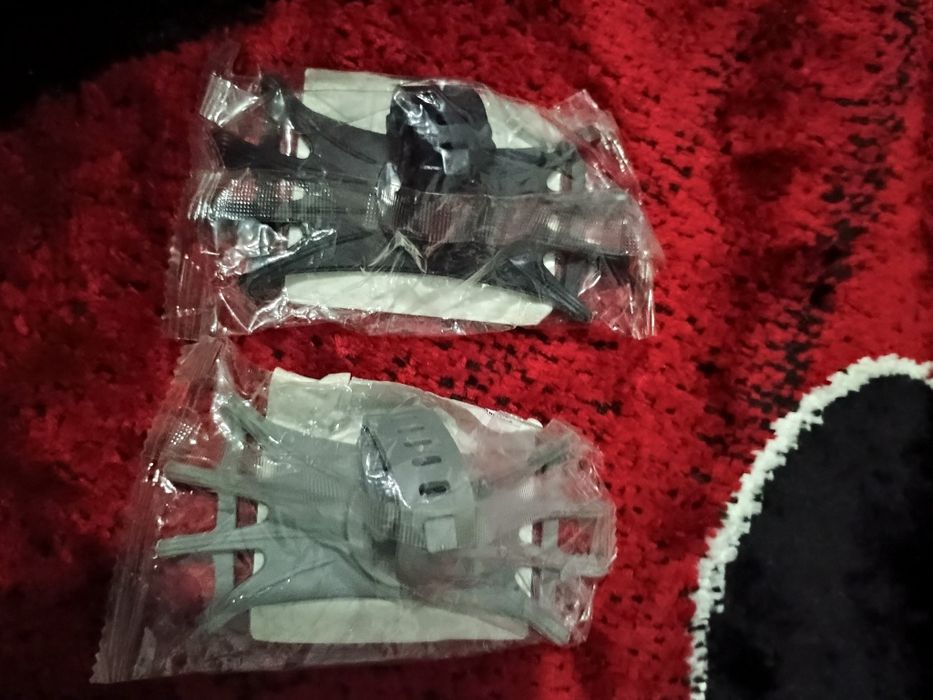 Vand suporturi de telefon de bicicleta noii