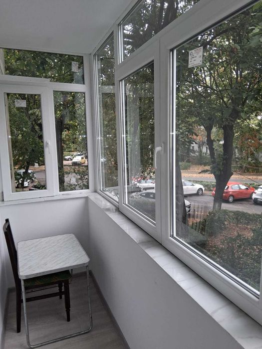 inchiriez apartament 2 camere