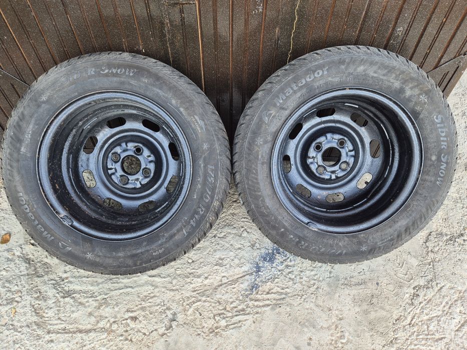 Гуми с джанти 175/70/14 - 2бр. зимни