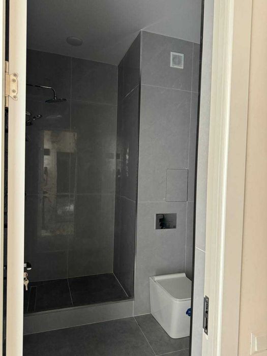 Продается 2 комнатная квартира на Ц1. В новостройке. 93000 у е