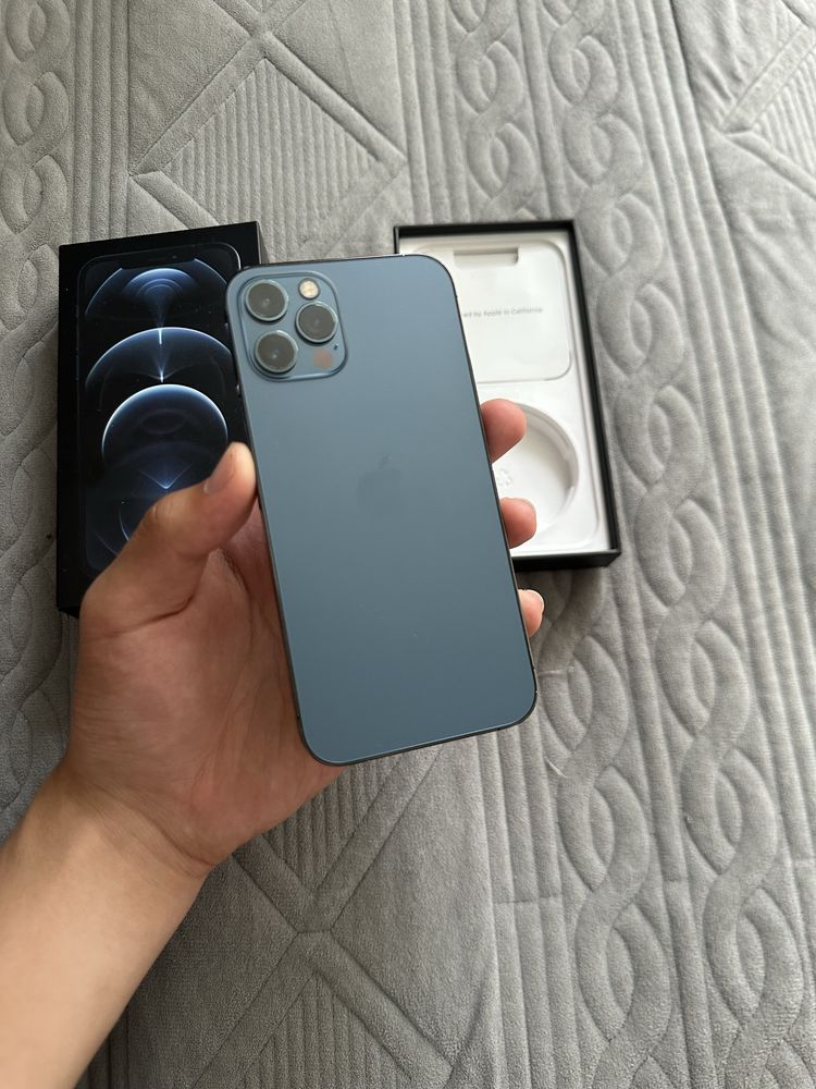 iPhone 12 pro 256гб в отличном состоянии