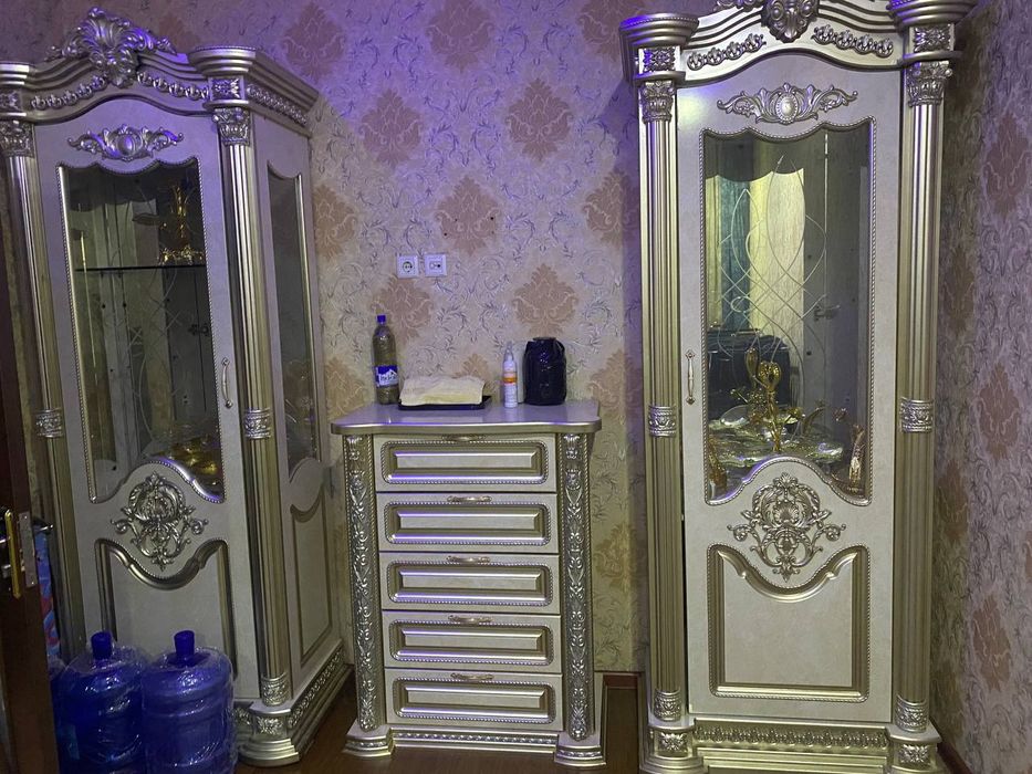 Penal kompd, Stol stul, Spalni komplekt srochno sotiladi yaxshi holat